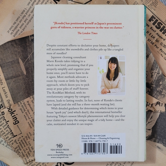 The Life-Changing Magic of Tidying Up Japanese Art of Decluttering & Organizing - Picture 2 of 10